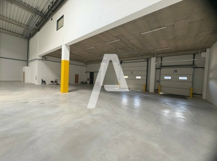 Activités / entrepôts à louer – MITRY-MORY (77290) – 2