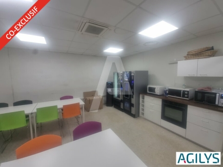 Activités / entrepôts à vendre – PALAISEAU (91120) – 2