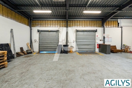 Activités / entrepôts à louer – LES ULIS (91940) – 5