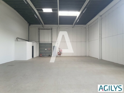 Activités / entrepôts à louer – VALENTON (94460) – 3