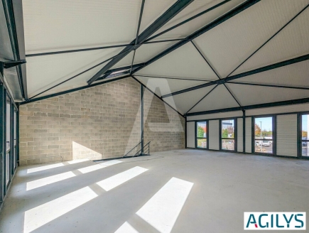 Activités / entrepôts à vendre – MARCOUSSIS (91460) – 5