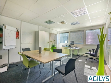 Bureaux à louer – BIEVRES (91570) – 1
