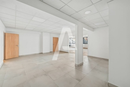 Bureaux à louer – IVRY-SUR-SEINE (94200) – 1