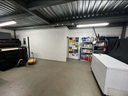 Activités / entrepôts à vendre – MORSANG-SUR-ORGE (91390) – 1