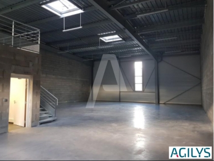 Activités / entrepôts à louer – CROISSY BEAUBOURG (77183) – 5