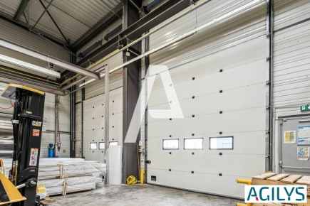 Activités / entrepôts à louer – BAILLY ROMAINVILLIERS (77700) – 1