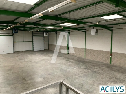 Activités / entrepôts à louer – SAINT-THIBAULT-DES-VIGNES (77400) – 5
