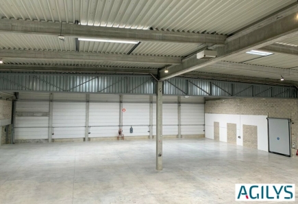 Activités / entrepôts à louer – LIEUSAINT (77127) – 1