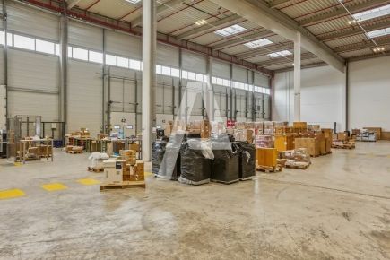 Activités / entrepôts à louer – FERRIÈRES-EN-BRIE (77164) – 2