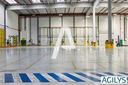 Activités / entrepôts à louer – SERRIS (77700) – 5