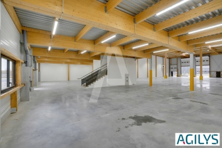 Activités / entrepôts à louer – BRIE COMTE ROBERT (77170) – 3