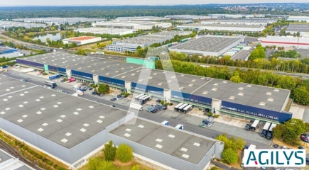 Activités / entrepôts à louer – COMBS-LA-VILLE (77380) – 3