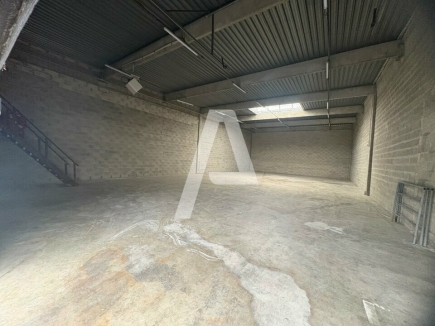 Activités / entrepôts à louer – SAINT THIBAULT DES VIGNES (77400) – 3