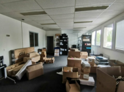 Activités / entrepôts à louer – COIGNIERES (78310) – 3