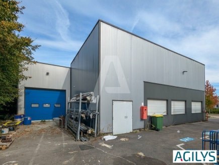 Activités / entrepôts à vendre – GUIBEVILLE (91630) – 1