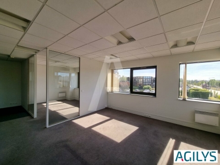 Bureaux à louer – VILLEBON SUR YVETTE (91140) – 2