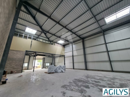 Activités / entrepôts à louer – SAINT MICHEL SUR ORGE (91240) – 3