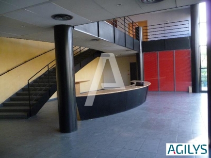 Activités / entrepôts à louer – PALAISEAU (91120) – 3