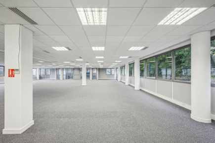 Bureaux à louer – ORSAY (91400) – 5