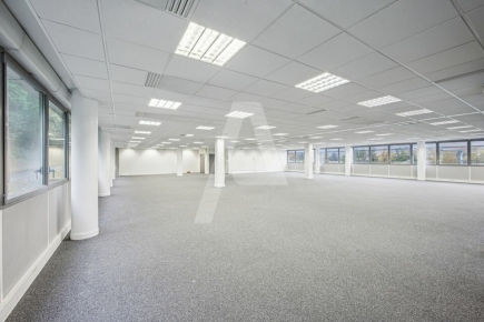 Bureaux à louer – ORSAY (91400) – 5