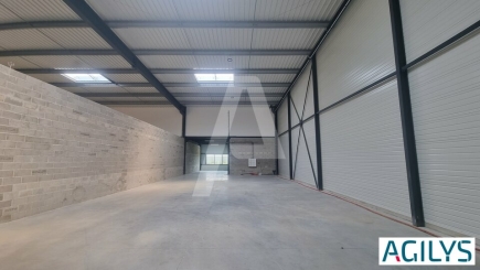 Activités / entrepôts à vendre – VILLEBON SUR YVETTE (91140) – 5