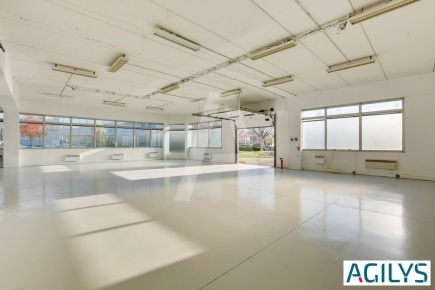 Activités / entrepôts à louer – LES ULIS (91940) – 1