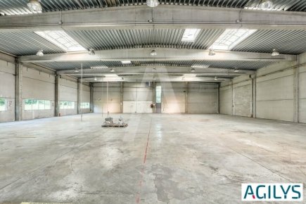 Activités / entrepôts à louer – CHILLY MAZARIN (91380) – 3