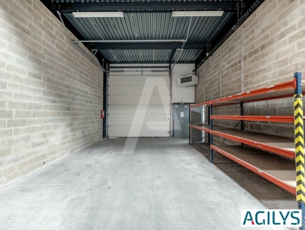 Activités / entrepôts à louer – VILLEBON-SUR-YVETTE (91140) – 1