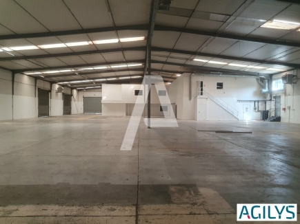 Activités / entrepôts à louer – MORANGIS (91420) – 1