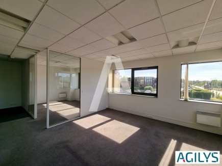 Bureaux à louer – VILLEBON SUR YVETTE (91140) – 2