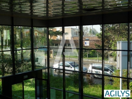 Activités / entrepôts à louer – PALAISEAU (91120) – 2