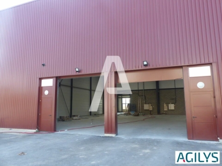 Activités / entrepôts à louer – SAINT PIERRE DU PERRAY (91280) – 5