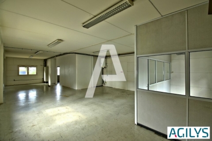Activités / entrepôts à louer – MASSY (91300) – 3