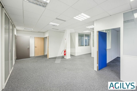 Bureaux à louer – ORSAY (91400) – 3