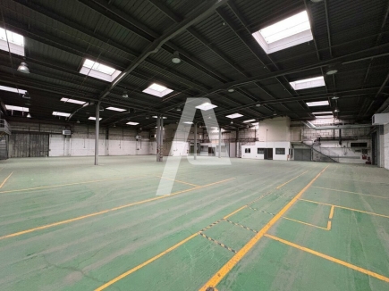 Activités / entrepôts à louer – PALAISEAU (91120) – 1