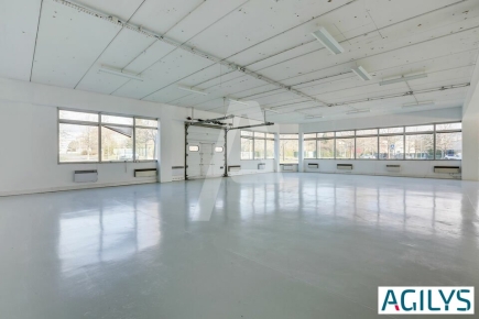 Activités / entrepôts à louer – LES ULIS (91940) – 5