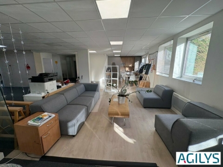 Bureaux à louer – ORSAY (91400) – 2