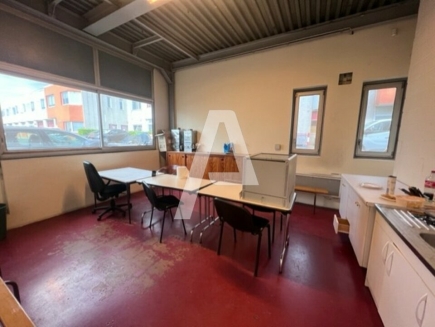 Activités / entrepôts à louer – VILLEJUIF (94800) – 5
