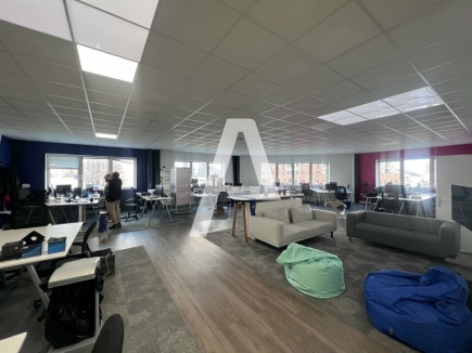 Activités / entrepôts à louer – IVRY SUR SEINE (94200) – 3
