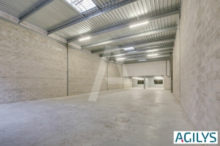 Activités / entrepôts à louer – LISSES () – 1