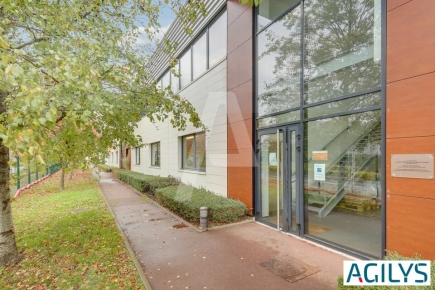 Activités / entrepôts à louer – LISSES () – 2