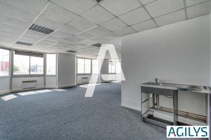 Activités / entrepôts à louer – VILLEJUIF (94800) – 1