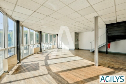 Activités / entrepôts à louer – FONTENAY SOUS BOIS (94120) – 1