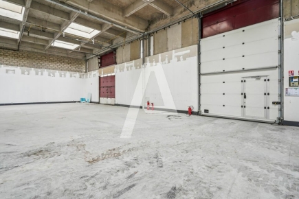 Activités / entrepôts à louer – RUNGIS (94150) – 2