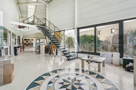 Activités / entrepôts à louer – VITRY-SUR-SEINE (94400) – 3