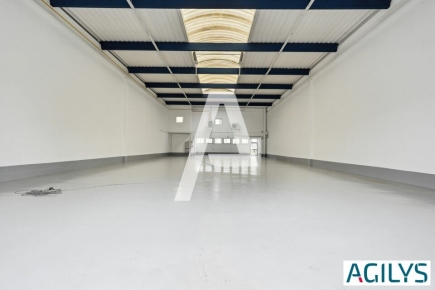 Activités / entrepôts à louer – BONNEUIL SUR MARNE (94380) – 5