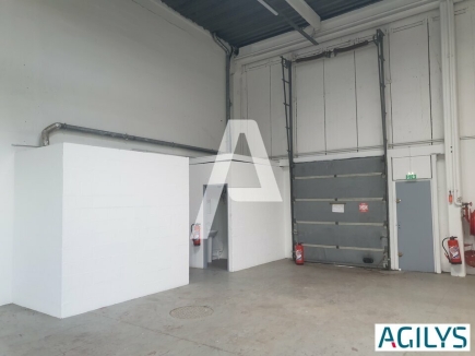 Activités / entrepôts à louer – VALENTON (94460) – 3