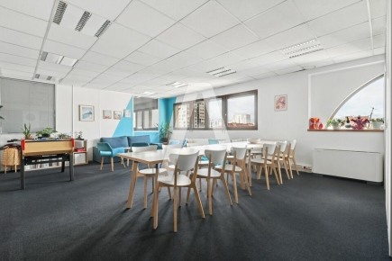 Bureaux à louer – IVRY SUR SEINE (94200) – 2