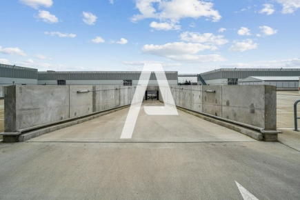 Activités / entrepôts à louer – VITRY-SUR-SEINE (94400) – 2