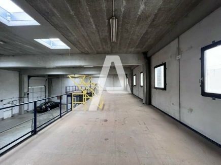 Activités / entrepôts à louer – VITRY SUR SEINE (94400) – 1